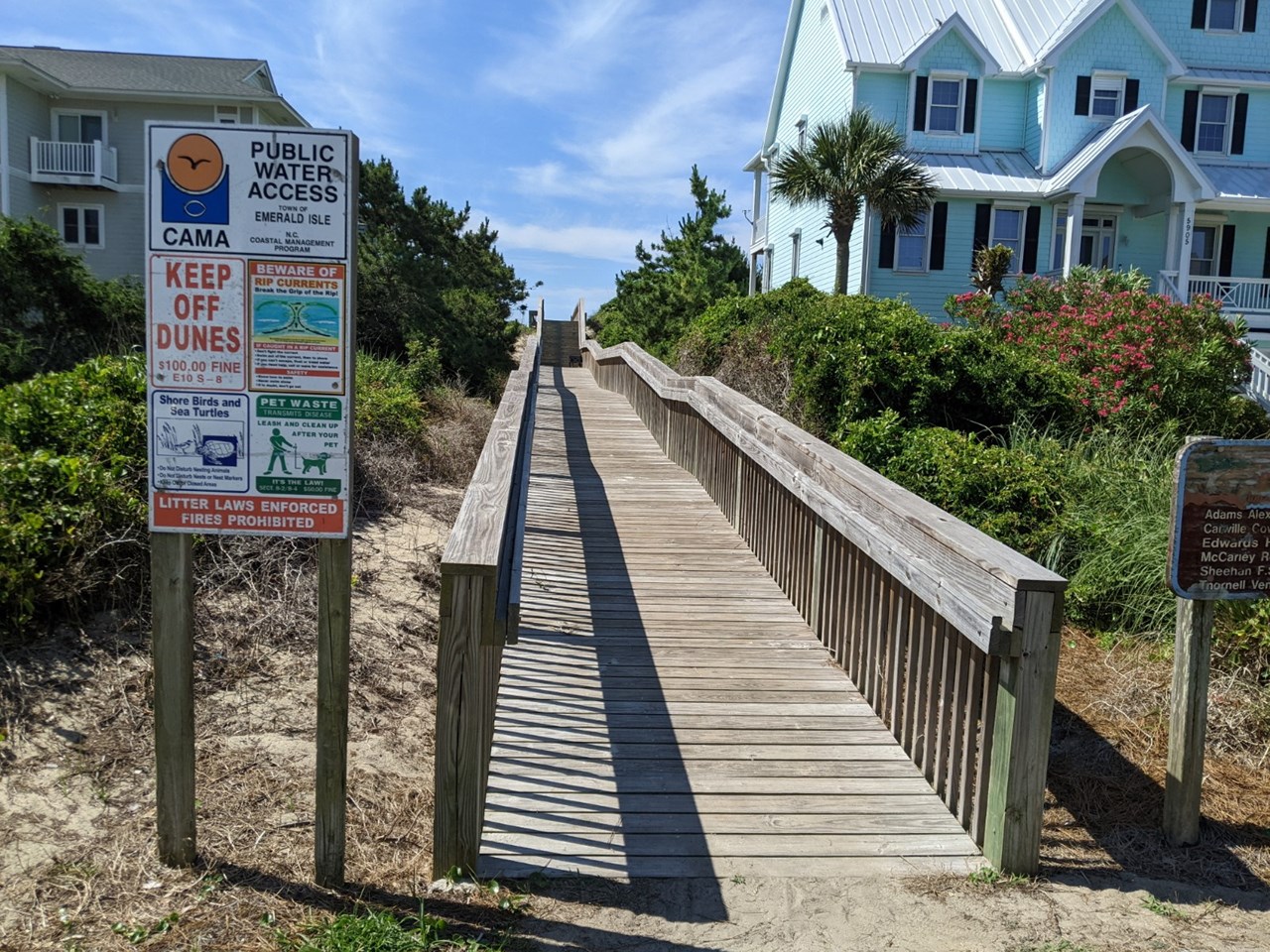 walkway down to the beach