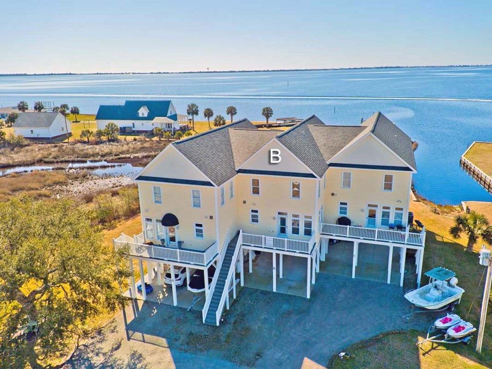 sound front! directly on bogue sound and intracoastal waterway