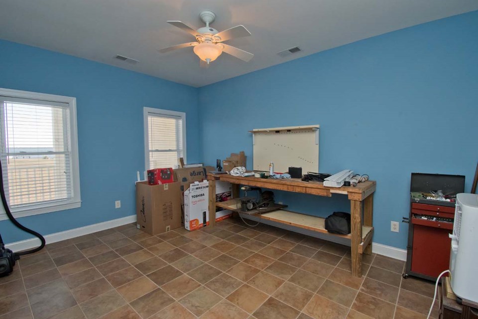 den or office ground level multi-purpose room has walk-in closet and full bath. views of bogue sound even on this 1st floor room